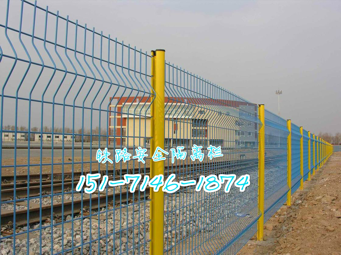 <b>問：別墅小區用哪種隔離既能起到防護又</b>
