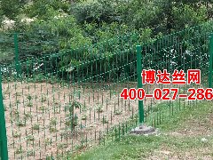 <b>武漢道路護欄?安裝有哪些規范標準？</b>